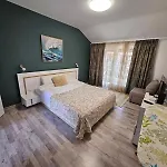 Larenta стилни с 2 спални и гледка море в влас Apartamento Sveti Vlas