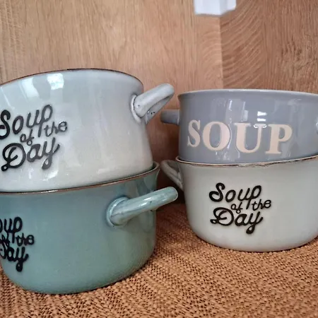 شقة Larenta стилни с 2 спални и гледка море в влас *