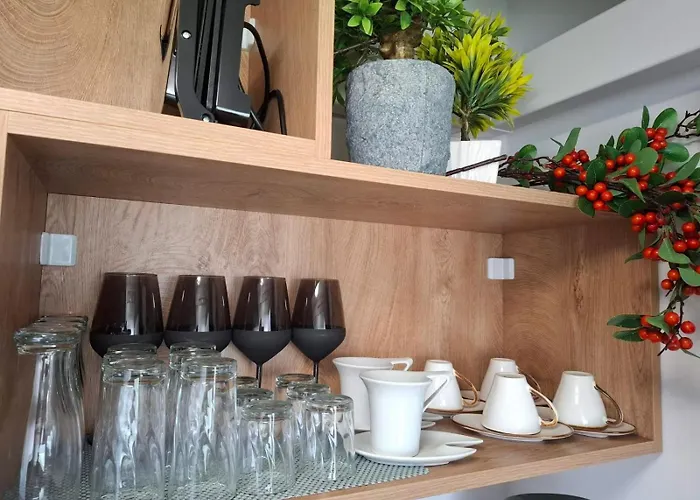 Lägenhet Larenta стилни с 2 спални и гледка море в влас *