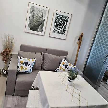 Apartment Larenta стилни с 2 спални и гледка море в влас Sweti Wlas