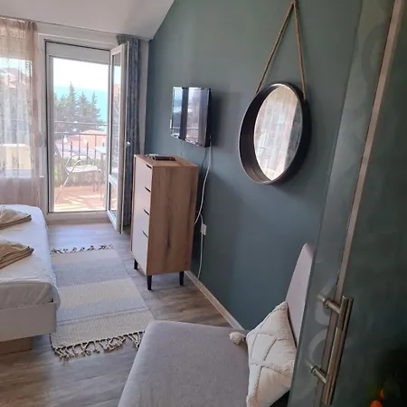 Larenta стилни с 2 спални и гледка море в влас Appartamento Sveti Vlas