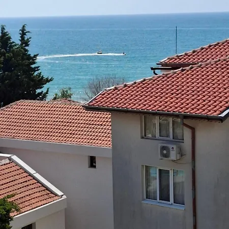 Appartamento Larenta стилни с 2 спални и гледка море в влас Sveti Vlas