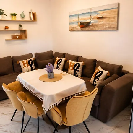 Larenta стилни с 2 спални и гледка море в влас Apartamento Sveti Vlas