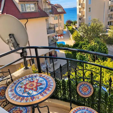 Larenta стилни с 2 спални и гледка море в влас Apartment Sweti Wlas