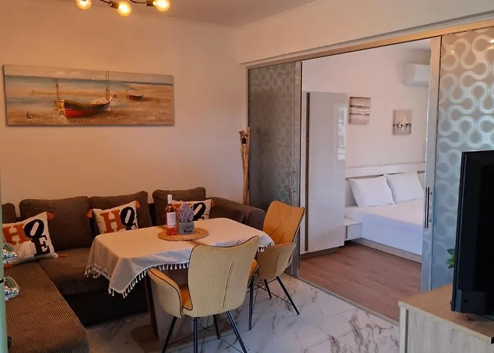 Larenta стилни с 2 спални и гледка море в влас Apartmán Sveti Vlas