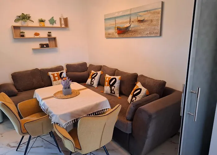 Apartmán Larenta стилни с 2 спални и гледка море в влас Sveti Vlas